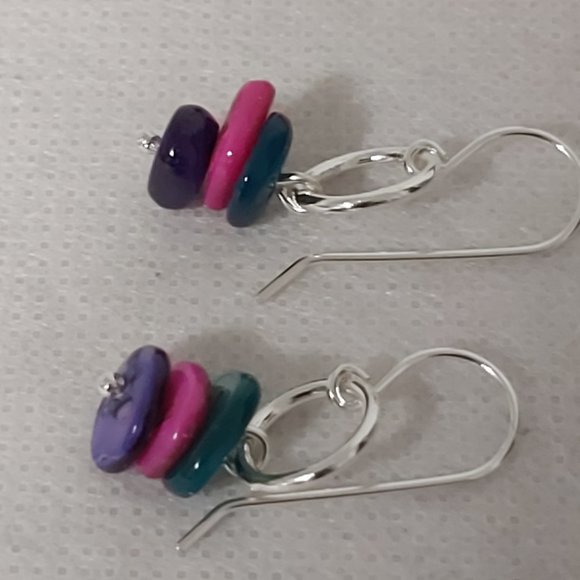 🇨🇦 2 For $25 Layered Multi coloured beads sterling silver earrings - Picture 3 of 4